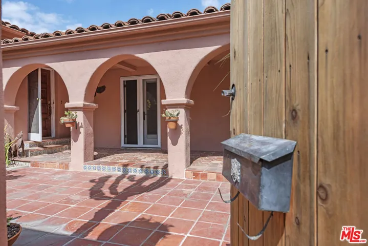931 S Ogden Drive, Los Angeles, California 90036