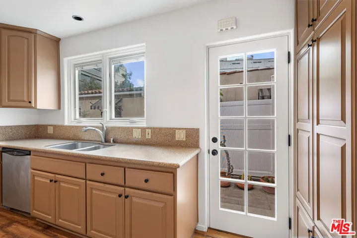 931 S Ogden Drive, Los Angeles, California 90036