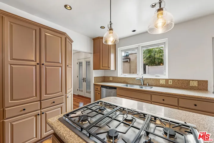 931 S Ogden Drive, Los Angeles, California 90036