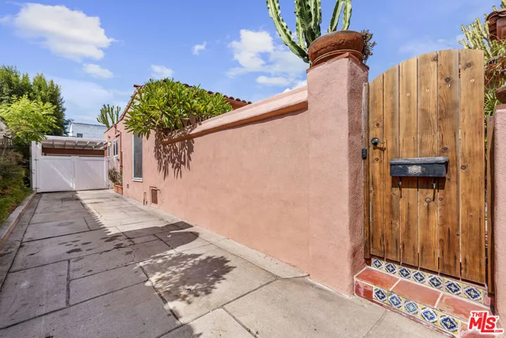 931 S Ogden Drive, Los Angeles, California 90036