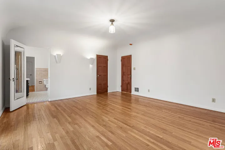 931 S Ogden Drive, Los Angeles, California 90036