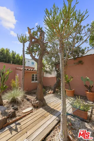 931 S Ogden Drive, Los Angeles, California 90036