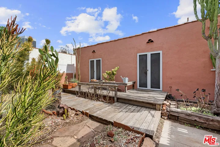 931 S Ogden Drive, Los Angeles, California 90036