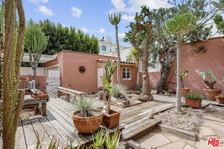 931 S Ogden Drive, Los Angeles, California 90036