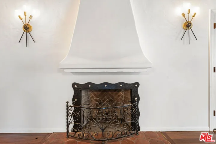 931 S Ogden Drive, Los Angeles, California 90036