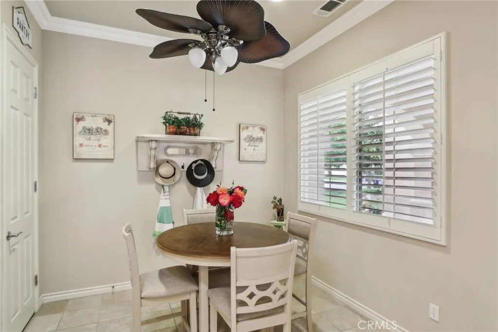 1654 Camino Cresta, Hemet, California 92545 home-pic-12