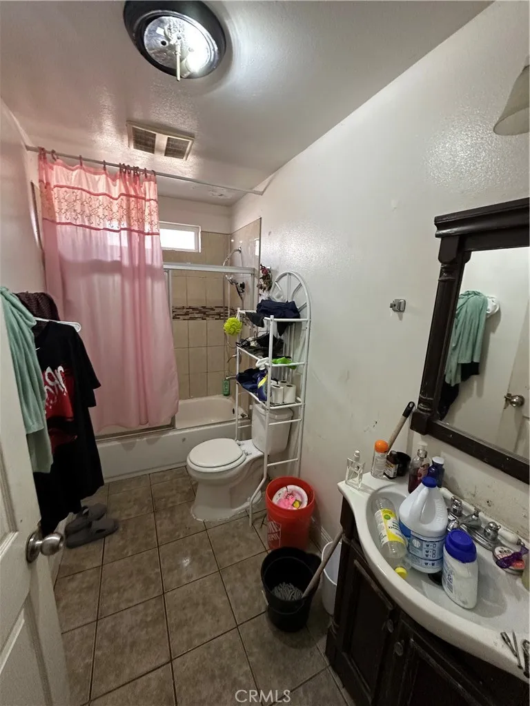 9121 9121 Orchard, Los Angeles, California 90044 home-pic-5