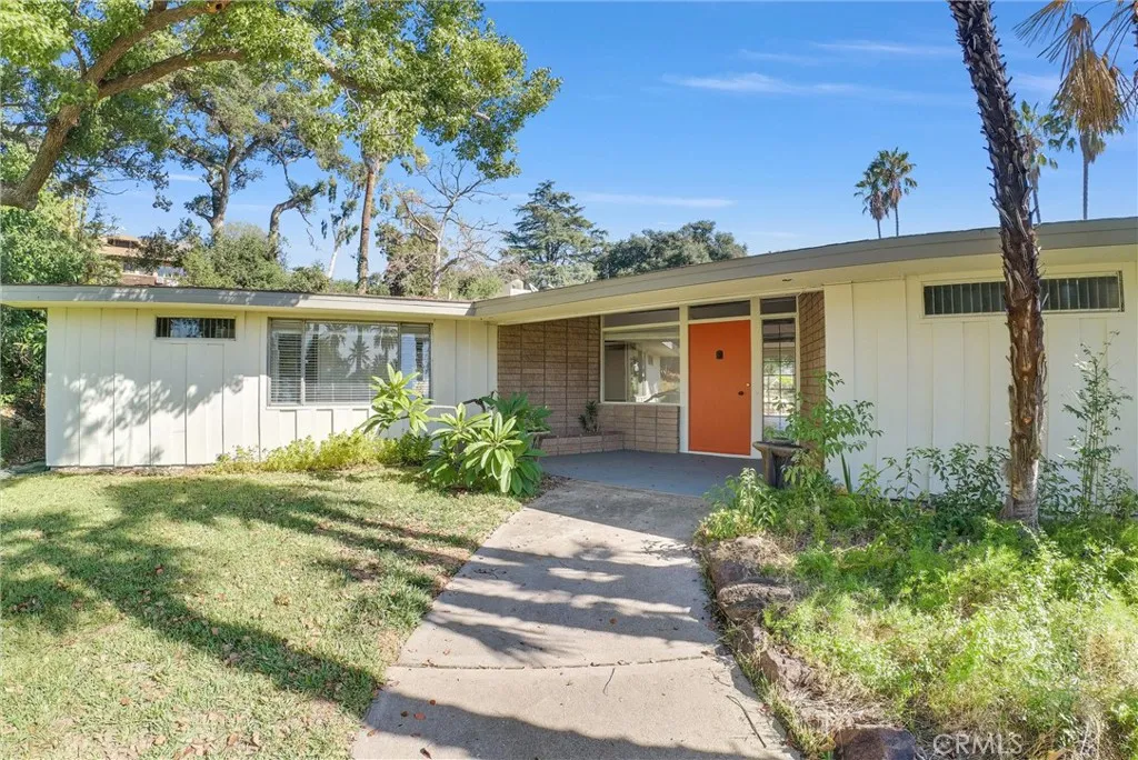 980 Glencoe Heights, Glendora, California 91741 home-pic-1