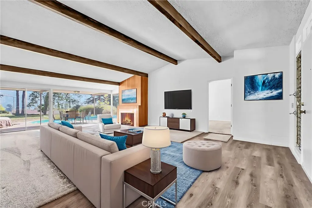 980 Glencoe Heights, Glendora, California 91741 home-pic-4