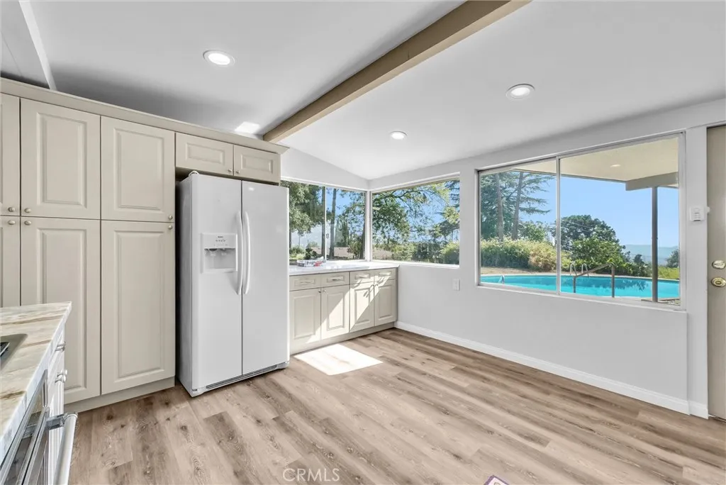 980 Glencoe Heights, Glendora, California 91741 home-pic-10