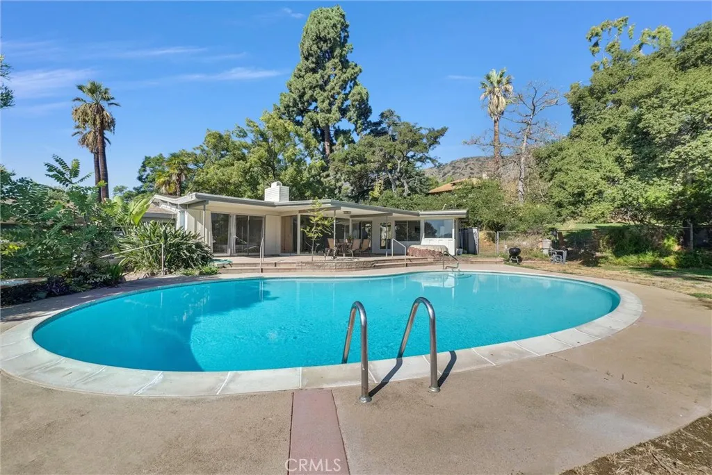 980 Glencoe Heights, Glendora, California 91741 home-pic-24