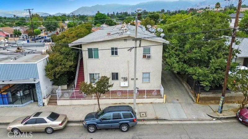 13277 Maclay, San Fernando, California 91340 home-pic-1