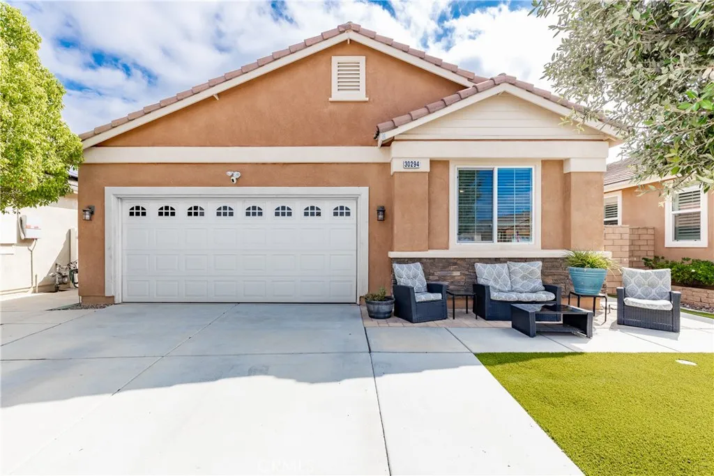 30294 Coralium Way, Menifee, California 92584 home-pic-0