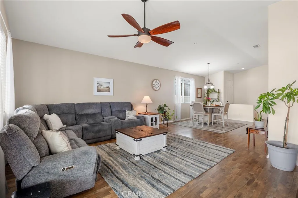 30294 Coralium Way, Menifee, California 92584 home-pic-18