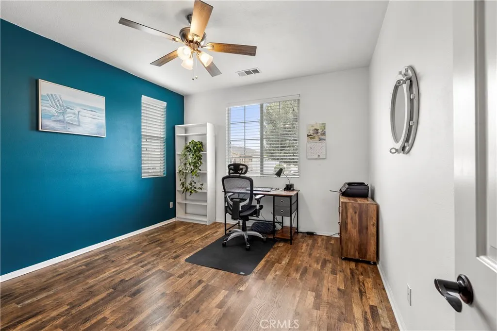 30294 Coralium Way, Menifee, California 92584 home-pic-23