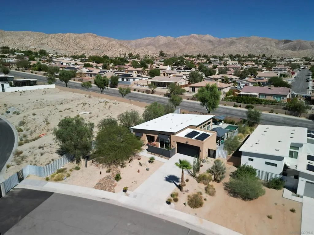 13868 Avenida La Vis, Desert Hot Springs, California 92240 home-pic-0