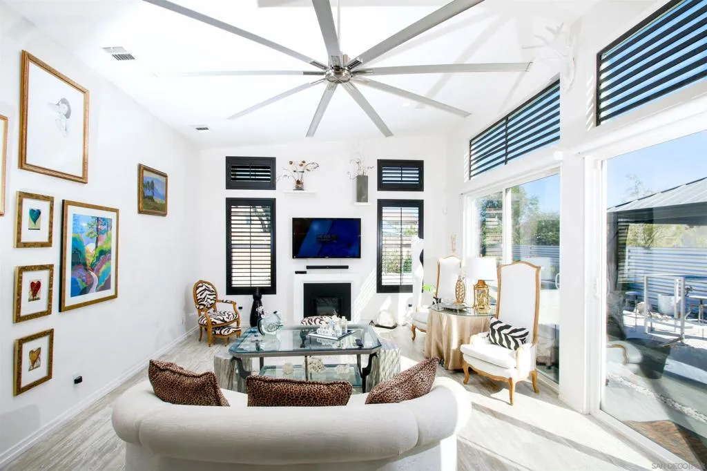 13868 Avenida La Vis, Desert Hot Springs, California 92240 home-pic-13