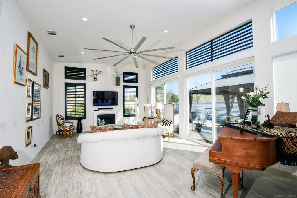 13868 Avenida La Vis, Desert Hot Springs, California 92240 home-pic-14