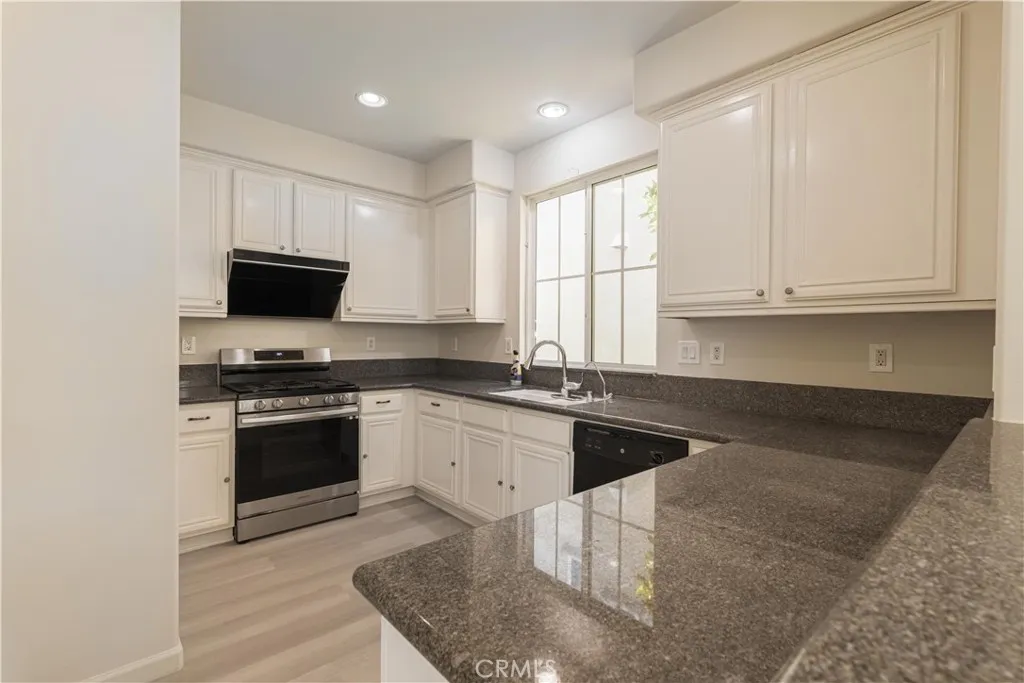 14551 Longwood, Chino, California 91710 home-pic-9
