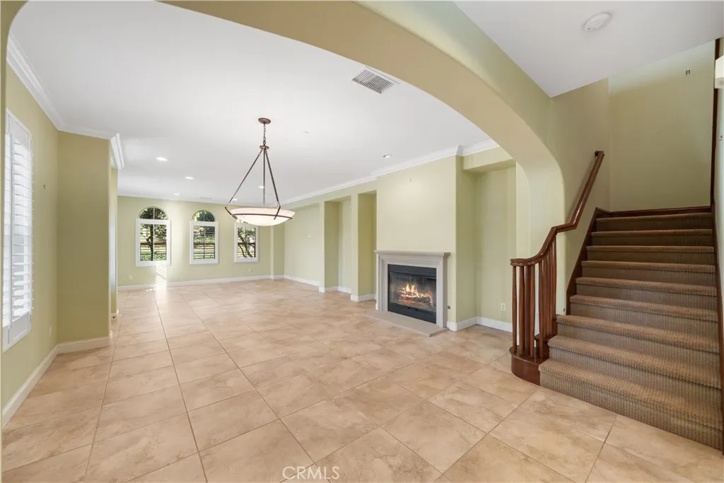 34 34 Upperbend, Irvine, California 92618 home-pic-8