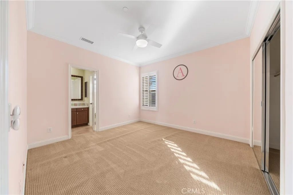 34 34 Upperbend, Irvine, California 92618 home-pic-24