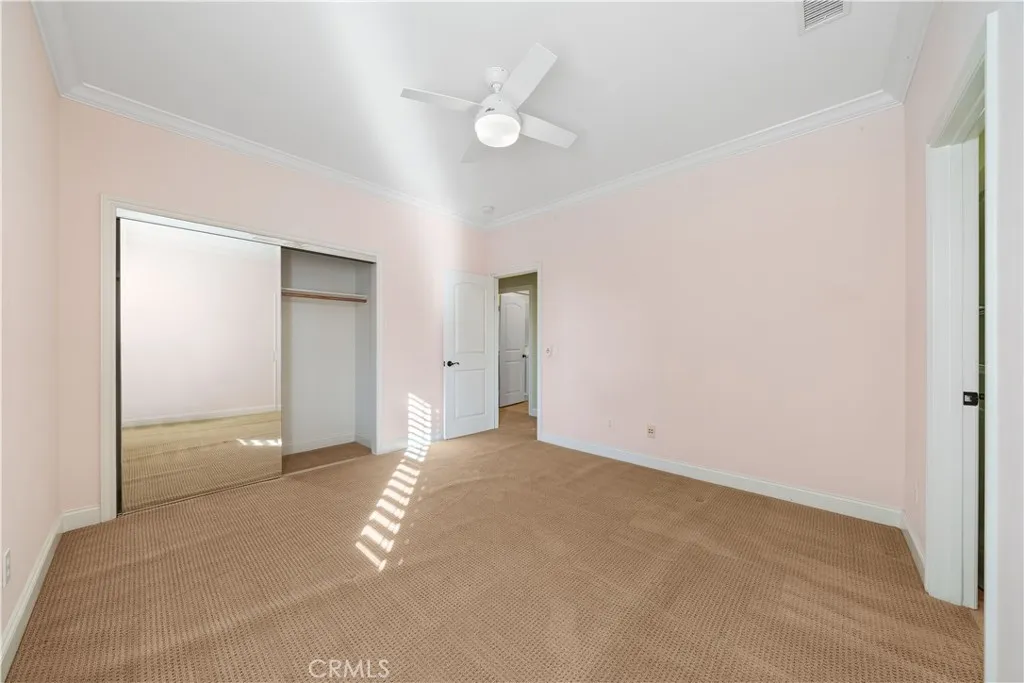 34 34 Upperbend, Irvine, California 92618 home-pic-25