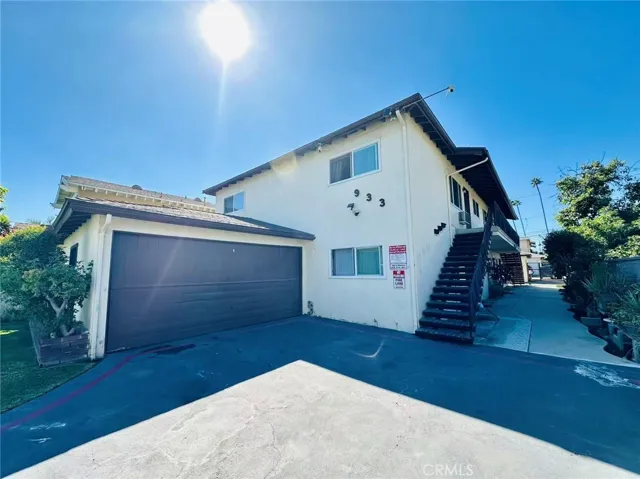 933 N Alameda Avenue 5, Azusa, California 91702