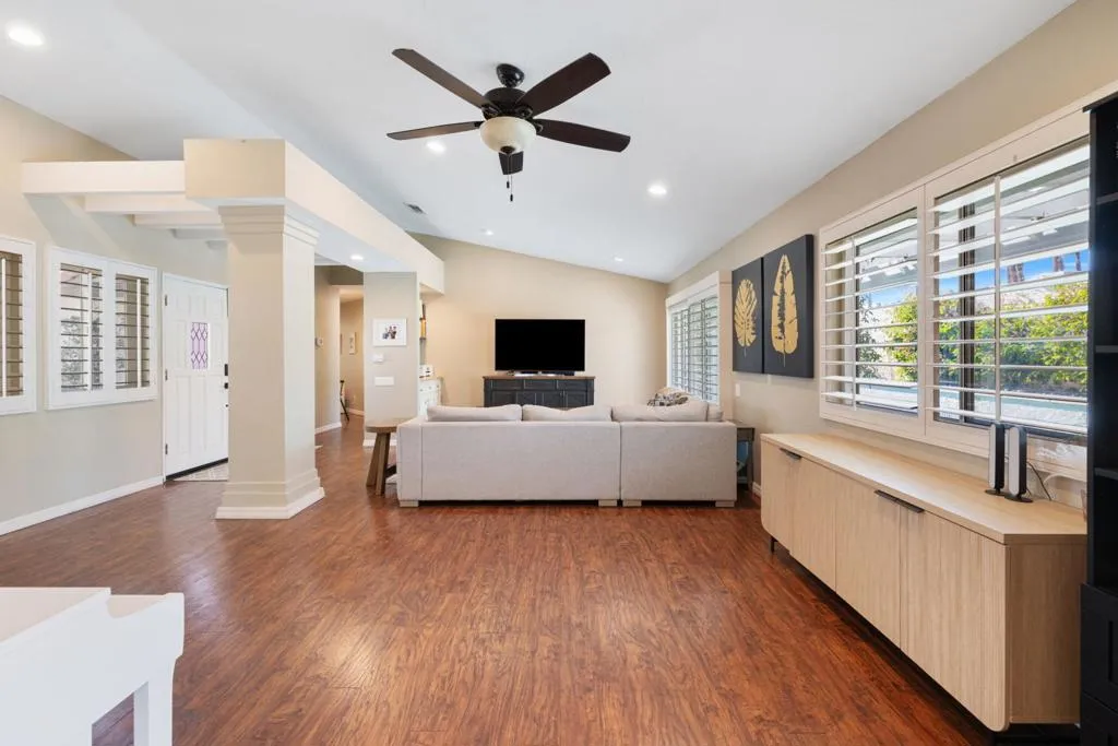 43911 La Carmela Drive, Palm Desert, California 92211 home-pic-19