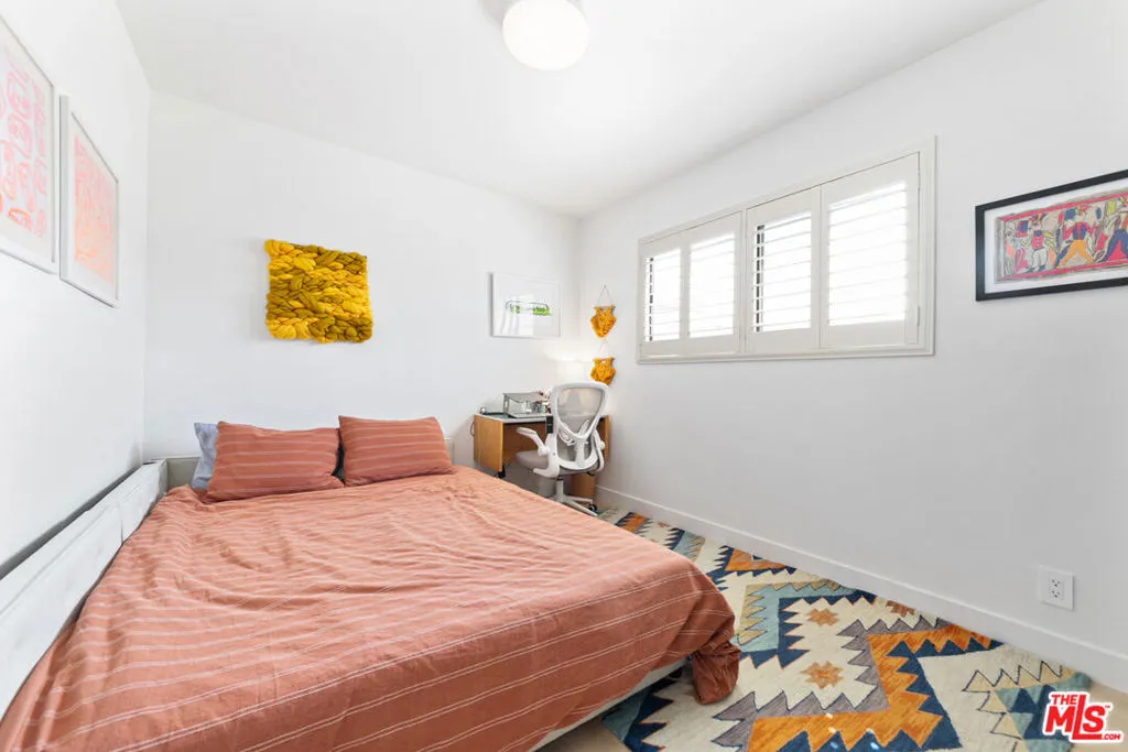 3832 W Avenue 43 5, Los Angeles, California 90041 home-pic-17