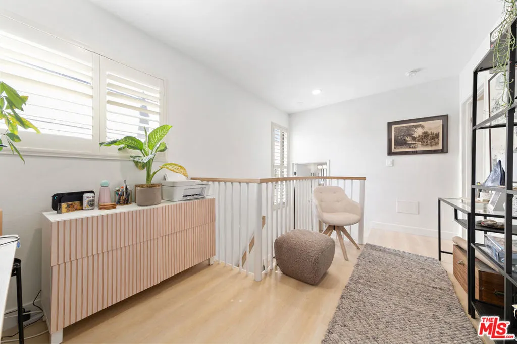 3832 W Avenue 43 5, Los Angeles, California 90041 home-pic-11