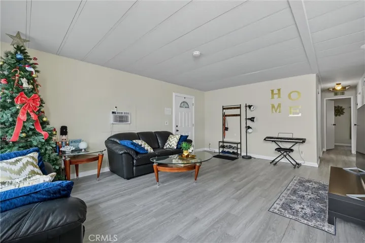 13225 Lakeshore Drive, Clearlake, California 95424