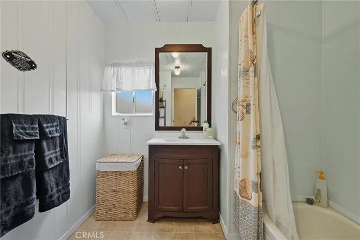 13225 Lakeshore Drive, Clearlake, California 95424