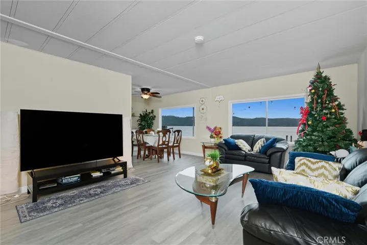 13225 Lakeshore Drive, Clearlake, California 95424