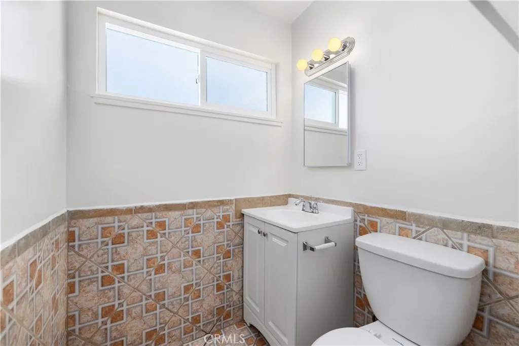 37944 37944 Melton, Palmdale, California 93550 home-pic-11