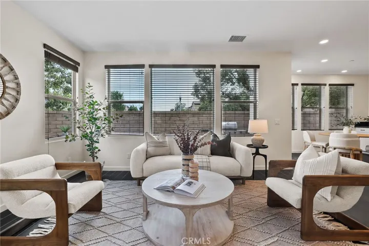 56 Clover, Lake Forest, California 92630