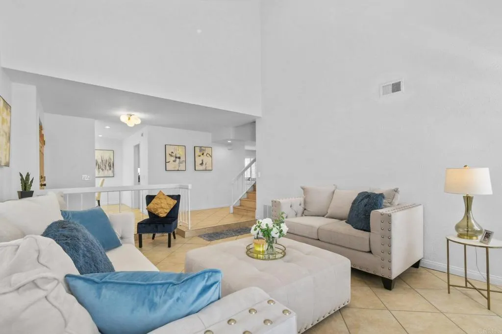 1002 Cholla Place, Chula Vista, California 91910 home-pic-6