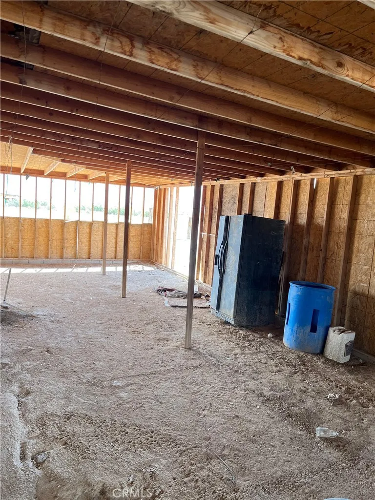 14588 Locust, Lucerne Valley, California 92356 home-pic-9