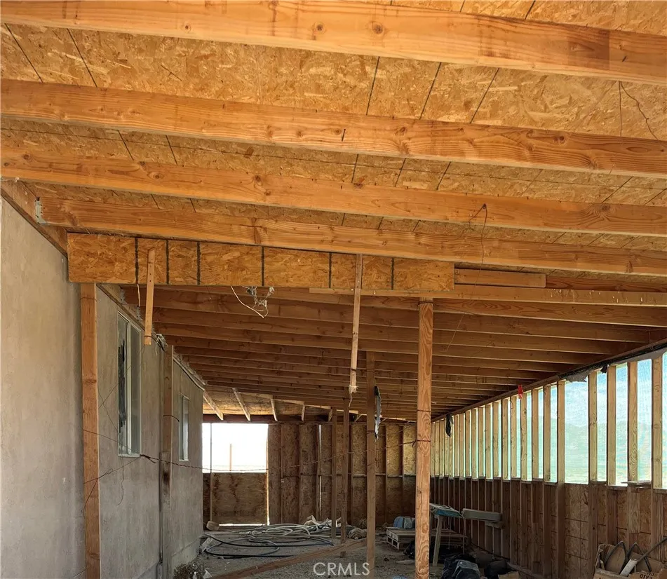 14588 Locust, Lucerne Valley, California 92356 home-pic-8