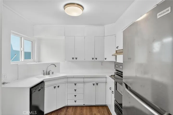 4416 The Strand B, Manhattan Beach, California 90266