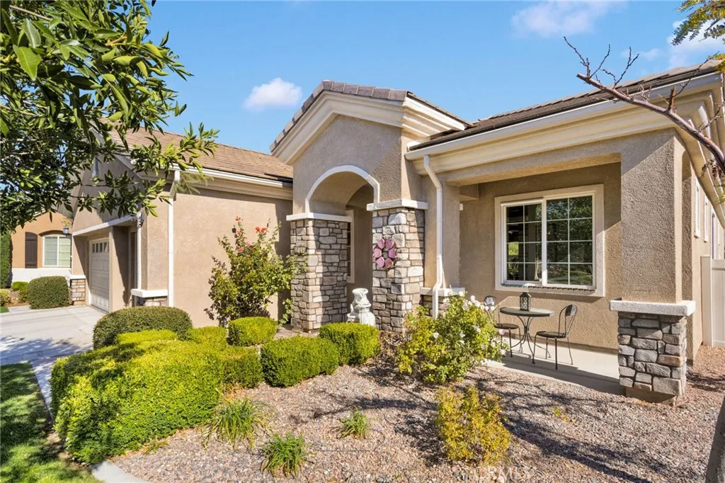 10215 Wascana, Apple Valley, California 92308 home-pic-6