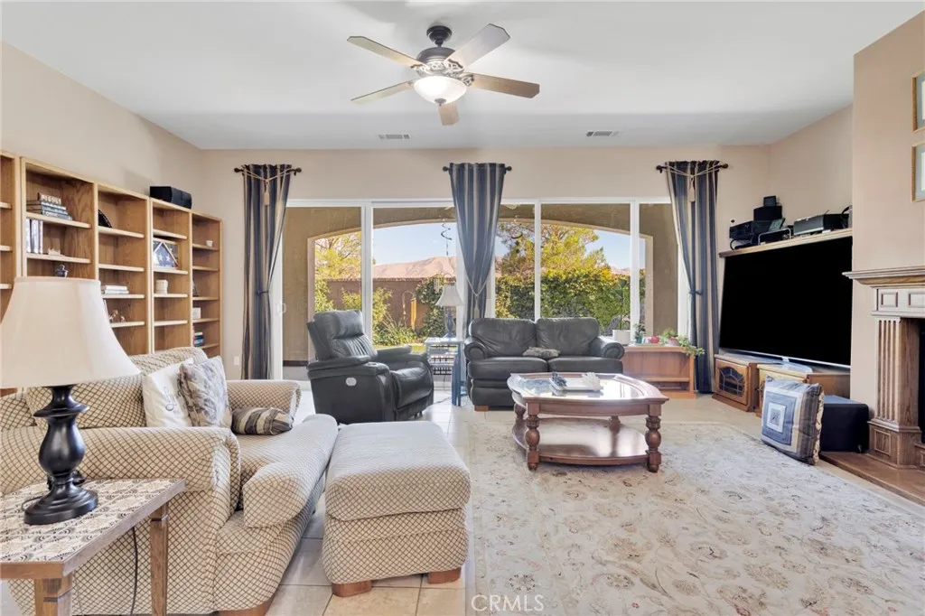 10215 Wascana, Apple Valley, California 92308 home-pic-14