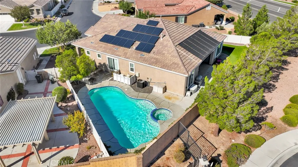 10215 Wascana, Apple Valley, California 92308 home-pic-2