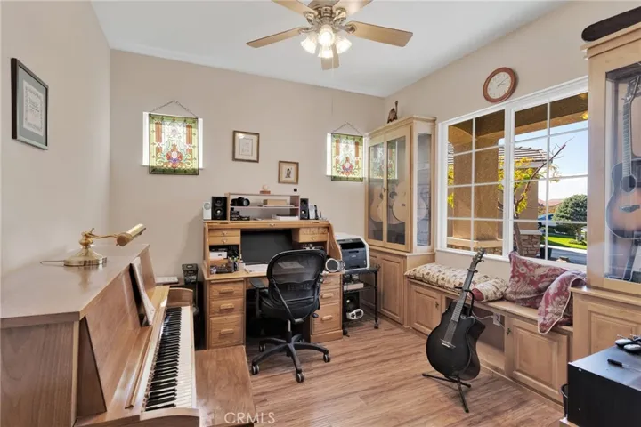 Den - Can be used as office space, hobby room, etc.
