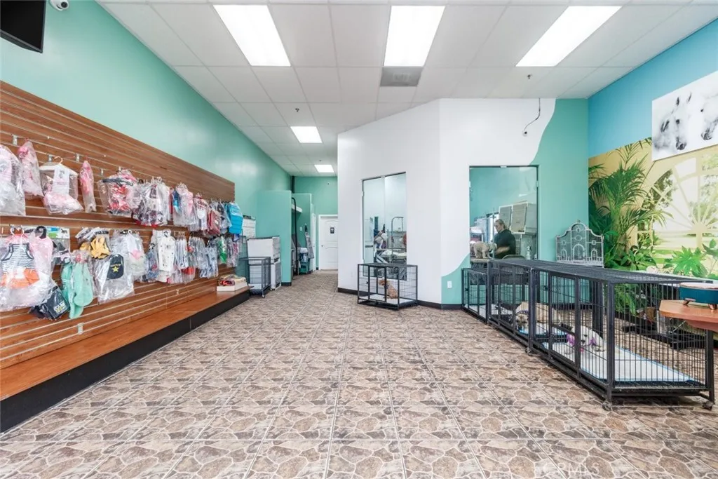 116 E Alameda Avenue, Burbank, California 91502 — photo 4