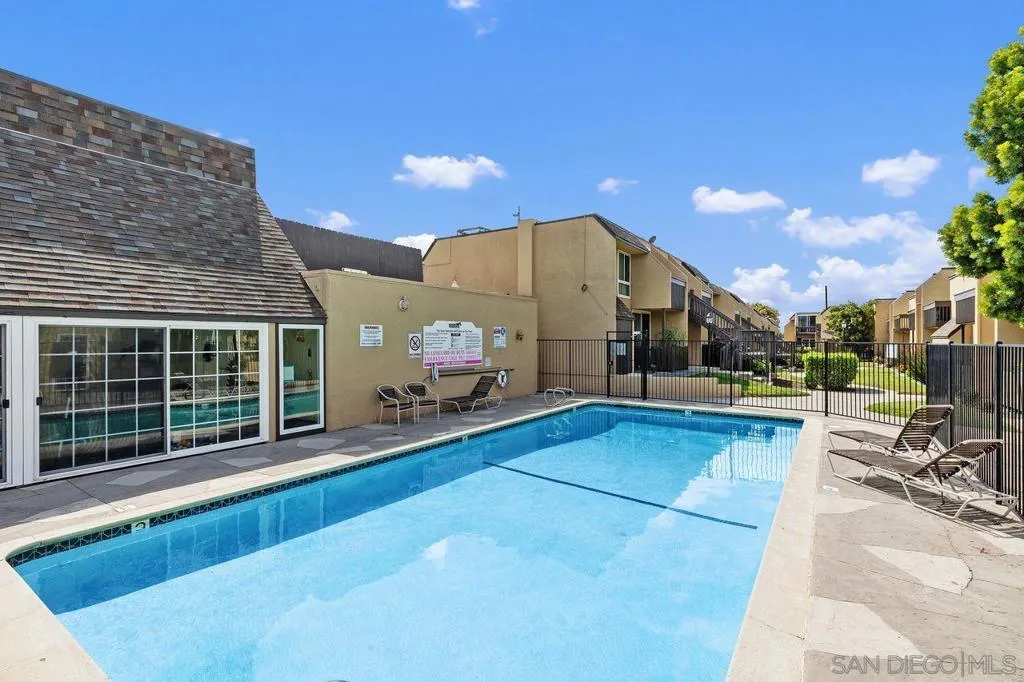 6333 Mount Ada Rd 258, San Diego, California 92111 home-pic-36