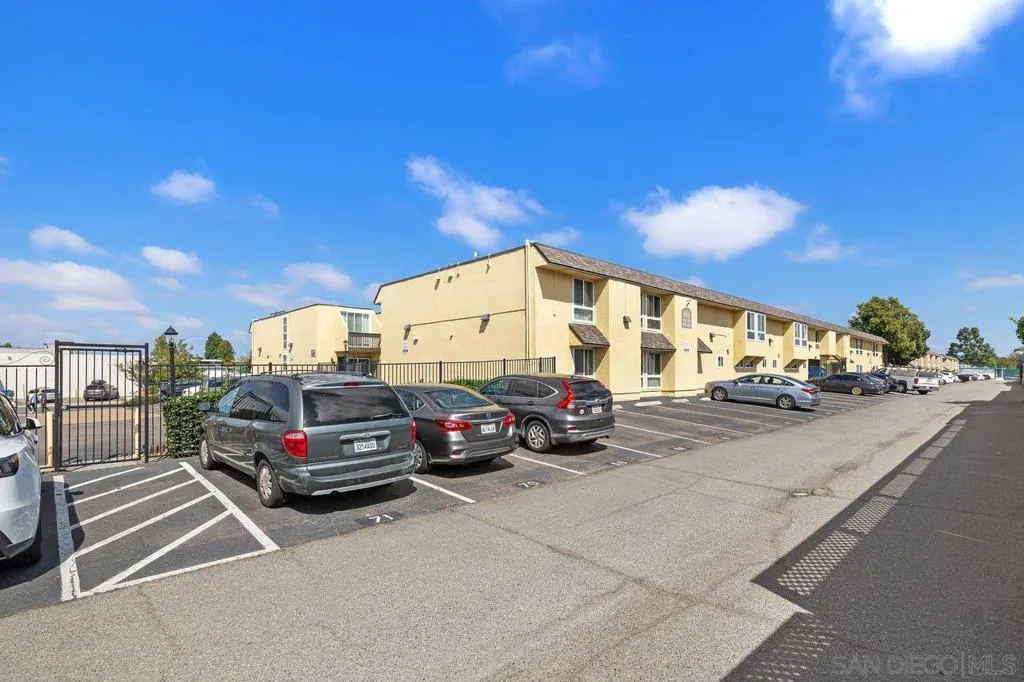 6333 Mount Ada Rd 258, San Diego, California 92111 home-pic-41