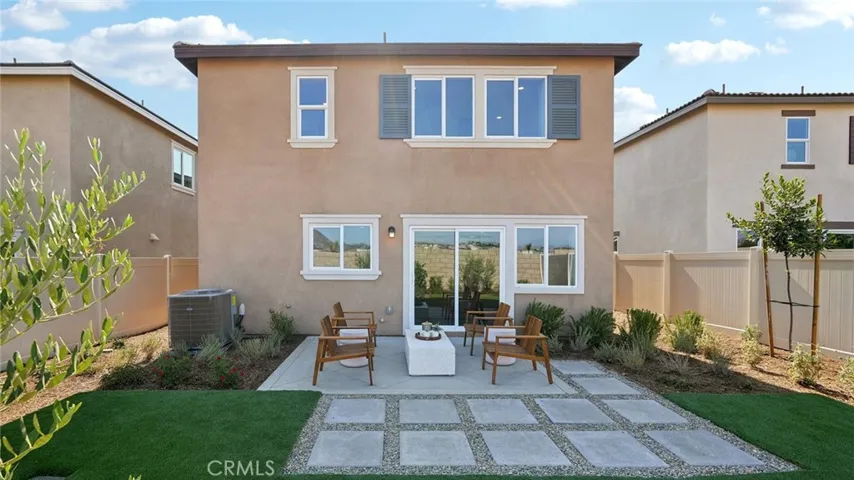 MODEL HOME BACK YARD