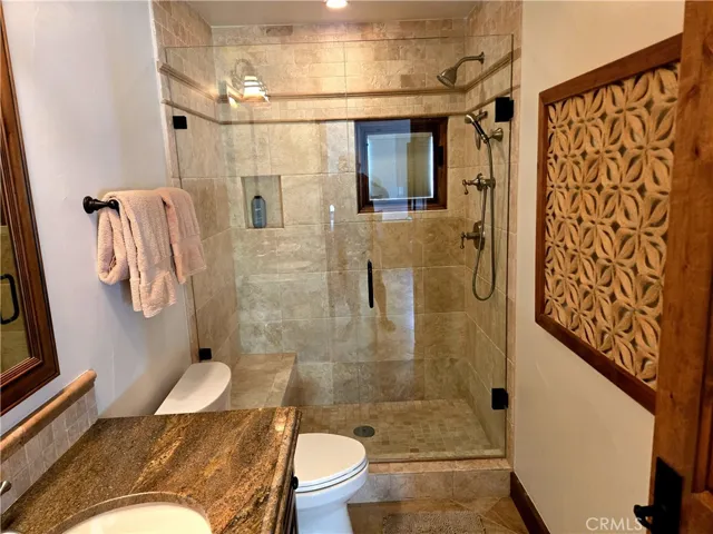Castia bathroom