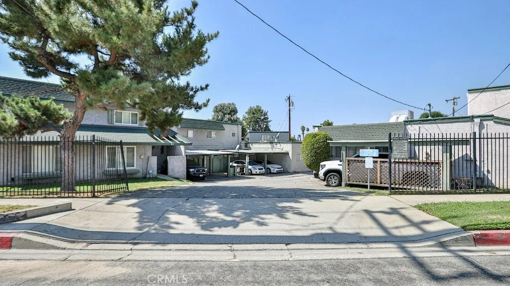 3600 Mountain Ave 14e, San Bernardino, California 92404 home-pic-0