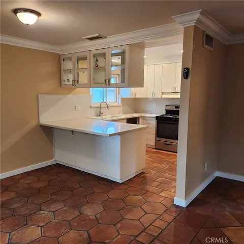 16592 16596 Alliance, Tustin, California 92780